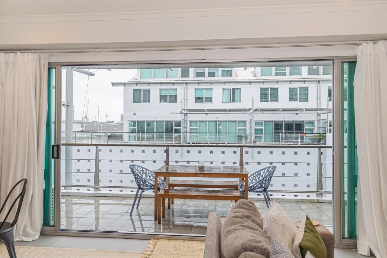 Princes Wharf - Charming 1Br Apartment Окленд Экстерьер фото