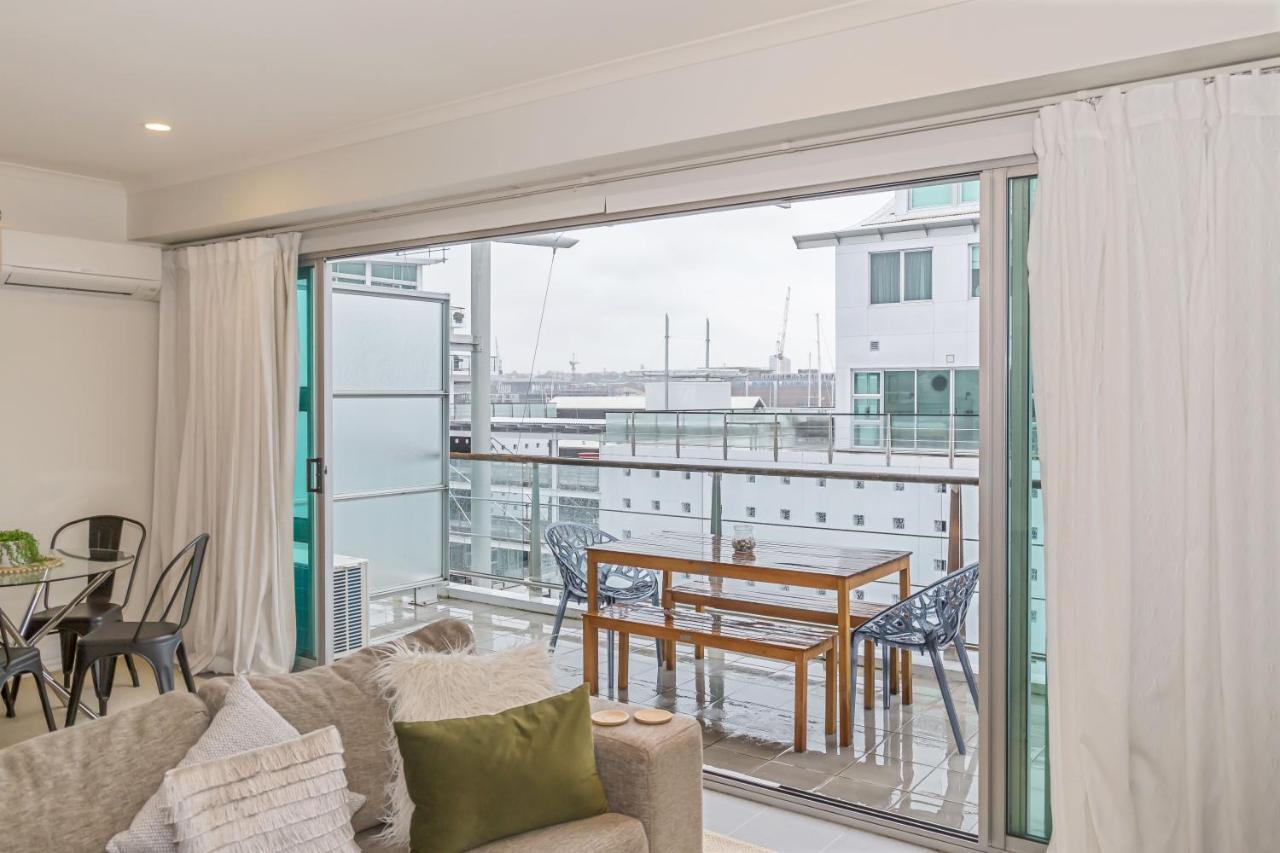Princes Wharf - Charming 1Br Apartment Окленд Экстерьер фото