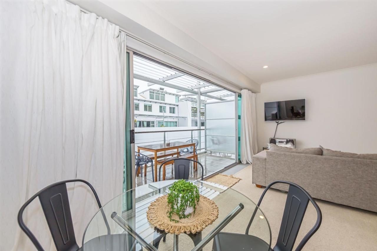 Princes Wharf - Charming 1Br Apartment Окленд Экстерьер фото