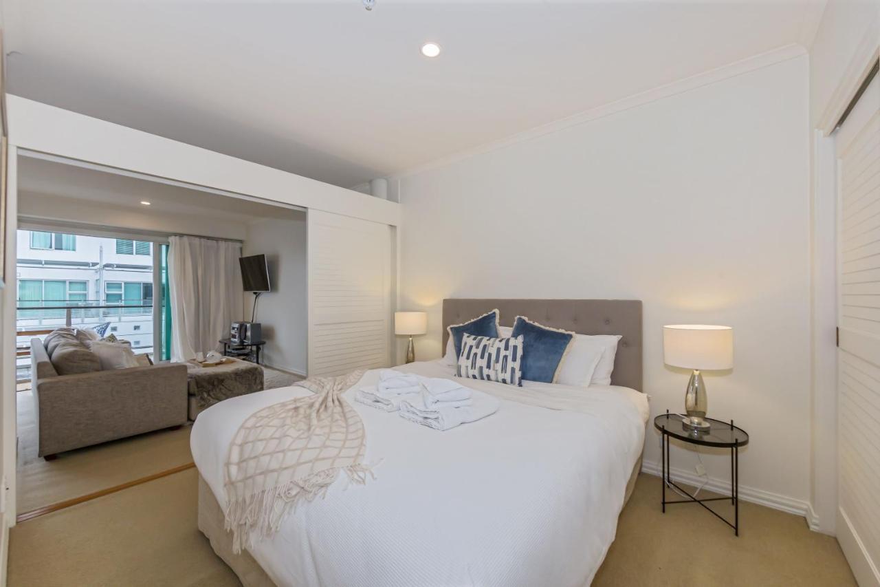 Princes Wharf - Charming 1Br Apartment Окленд Экстерьер фото